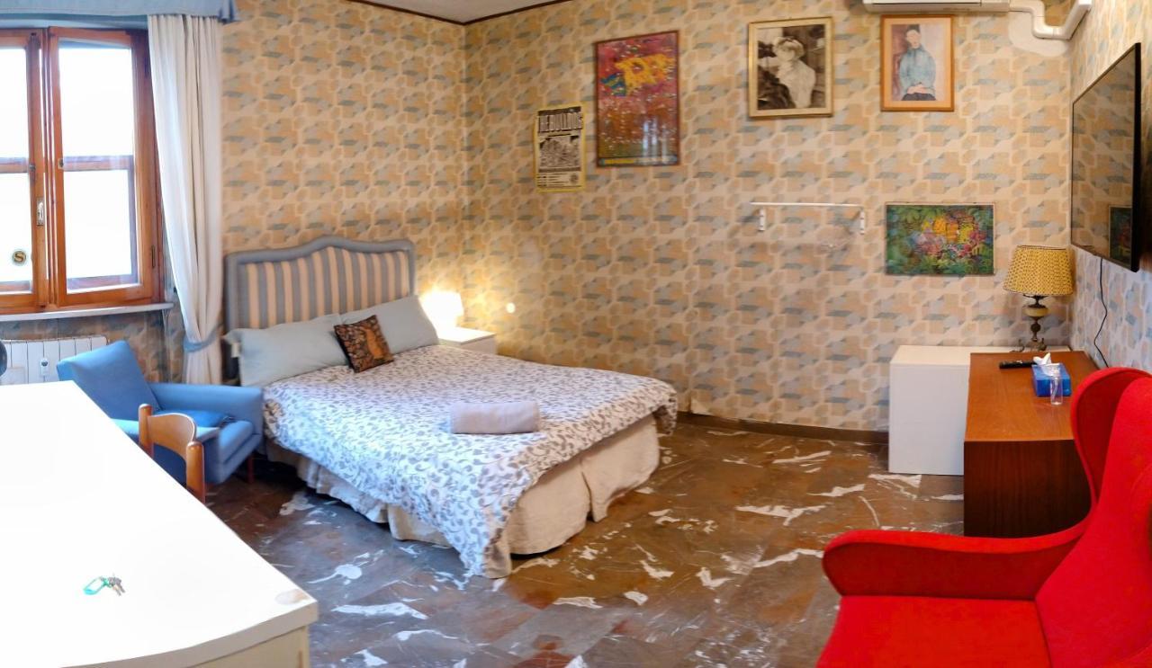 Rainbow Rooms Pisa Luaran gambar